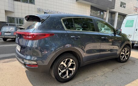 KIA Sportage IV рестайлинг, 2020 год, 2 750 000 рублей, 4 фотография