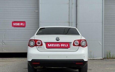 Volkswagen Jetta VI, 2010 год, 690 000 рублей, 6 фотография