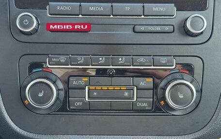 Volkswagen Jetta VI, 2010 год, 690 000 рублей, 16 фотография