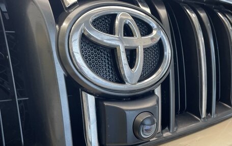 Toyota Land Cruiser Prado 150 рестайлинг 2, 2011 год, 2 399 000 рублей, 26 фотография