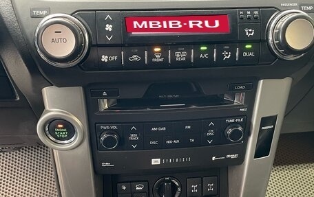 Toyota Land Cruiser Prado 150 рестайлинг 2, 2011 год, 2 399 000 рублей, 29 фотография