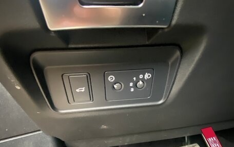 Land Rover Range Rover Evoque II, 2019 год, 3 890 000 рублей, 16 фотография