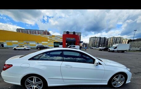 Mercedes-Benz E-Класс, 2012 год, 1 350 000 рублей, 7 фотография