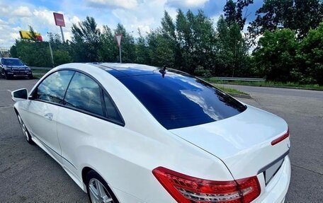 Mercedes-Benz E-Класс, 2012 год, 1 350 000 рублей, 15 фотография