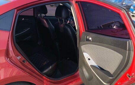 Hyundai Solaris II рестайлинг, 2014 год, 880 000 рублей, 16 фотография