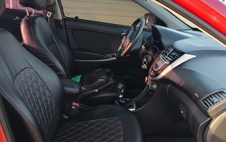 Hyundai Solaris II рестайлинг, 2014 год, 880 000 рублей, 18 фотография