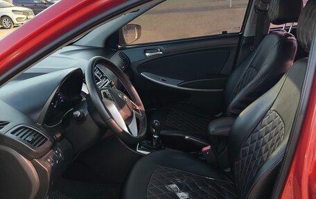 Hyundai Solaris II рестайлинг, 2014 год, 880 000 рублей, 27 фотография