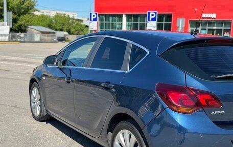 Opel Astra J, 2011 год, 599 999 рублей, 6 фотография