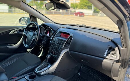 Opel Astra J, 2011 год, 599 999 рублей, 10 фотография