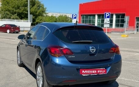 Opel Astra J, 2011 год, 599 999 рублей, 23 фотография