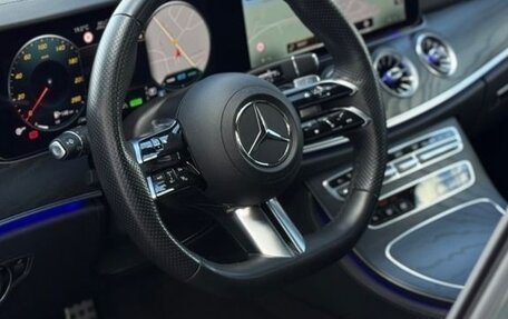 Mercedes-Benz CLS, 2022 год, 5 400 000 рублей, 10 фотография