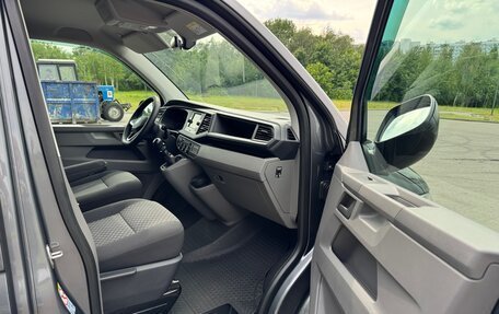 Volkswagen Caravelle T6 рестайлинг, 2020 год, 4 750 000 рублей, 13 фотография