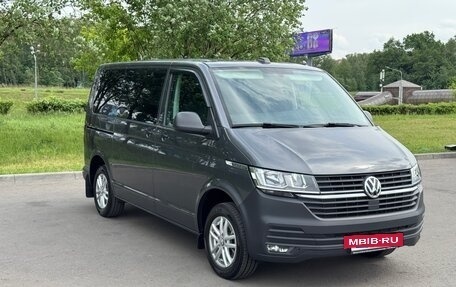 Volkswagen Caravelle T6 рестайлинг, 2020 год, 4 750 000 рублей, 7 фотография
