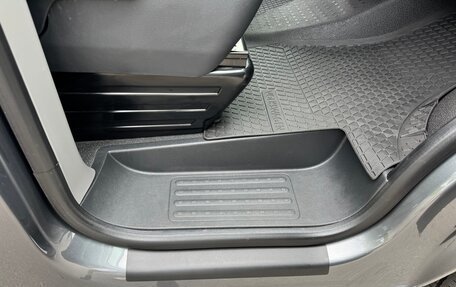 Volkswagen Caravelle T6 рестайлинг, 2020 год, 4 750 000 рублей, 28 фотография