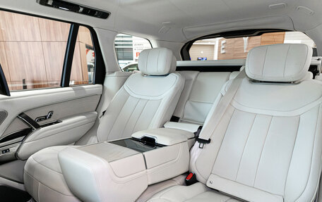 Land Rover Range Rover IV рестайлинг, 2024 год, 31 490 000 рублей, 28 фотография