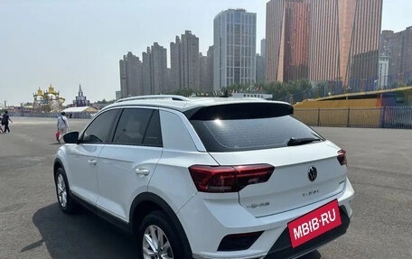 Volkswagen T-Roc I, 2022 год, 1 760 000 рублей, 4 фотография