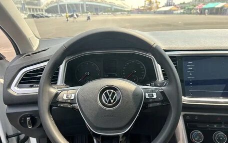 Volkswagen T-Roc I, 2022 год, 1 760 000 рублей, 9 фотография