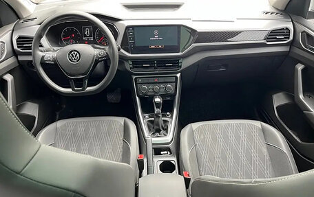 Volkswagen T-Cross I, 2021 год, 1 600 000 рублей, 7 фотография