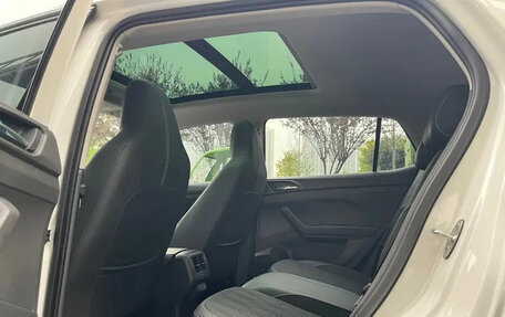Volkswagen T-Cross I, 2021 год, 1 600 000 рублей, 8 фотография