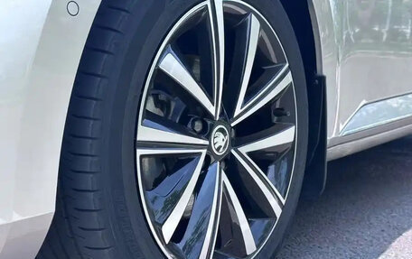 Skoda Superb III рестайлинг, 2021 год, 2 100 000 рублей, 12 фотография