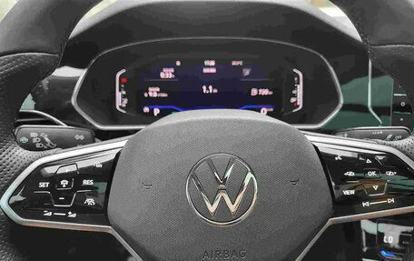 Volkswagen Passat B8 рестайлинг, 2022 год, 2 500 000 рублей, 14 фотография