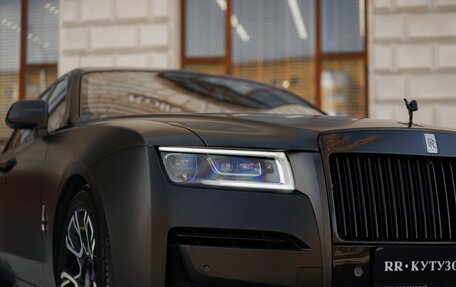 Rolls-Royce Ghost Series II рестайлинг, 2021 год, 30 000 000 рублей, 8 фотография