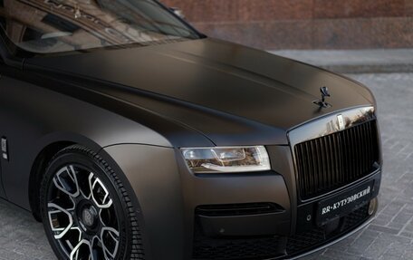 Rolls-Royce Ghost Series II рестайлинг, 2021 год, 30 000 000 рублей, 7 фотография