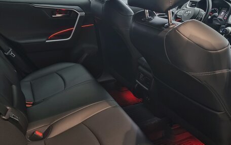 Toyota RAV4, 2022 год, 3 499 000 рублей, 13 фотография