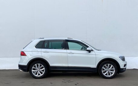 Volkswagen Tiguan II, 2019 год, 2 718 000 рублей, 4 фотография