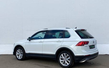 Volkswagen Tiguan II, 2019 год, 2 718 000 рублей, 7 фотография