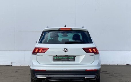 Volkswagen Tiguan II, 2019 год, 2 718 000 рублей, 6 фотография