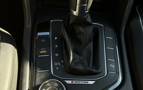 Volkswagen Tiguan II, 2019 год, 2 718 000 рублей, 16 фотография