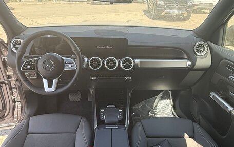 Mercedes-Benz EQB, 2023 год, 4 900 000 рублей, 8 фотография