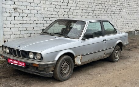 BMW 3 серия, 1983 год, 210 000 рублей, 4 фотография