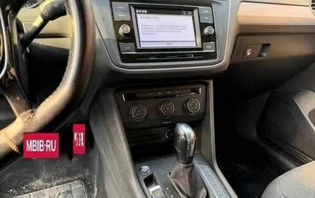 Volkswagen Tiguan II, 2021 год, 1 850 000 рублей, 9 фотография