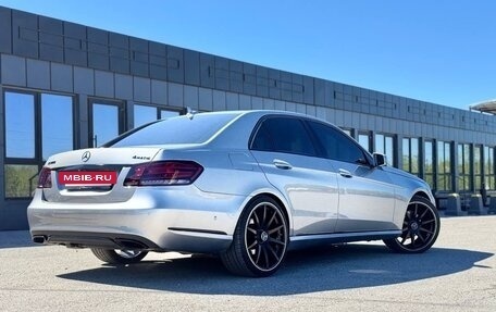 Mercedes-Benz E-Класс, 2013 год, 2 350 000 рублей, 3 фотография