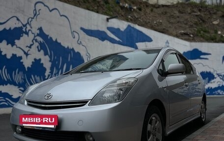 Toyota Prius, 2008 год, 560 000 рублей, 4 фотография
