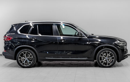 BMW X5, 2020 год, 6 090 000 рублей, 4 фотография
