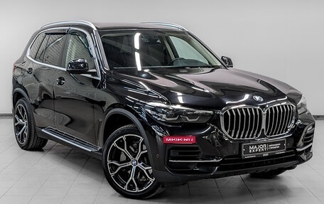 BMW X5, 2020 год, 6 090 000 рублей, 3 фотография