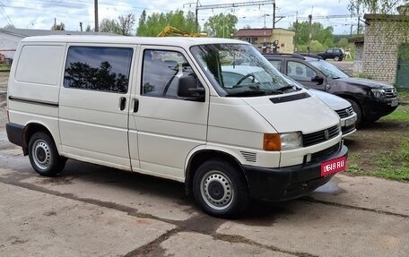 Volkswagen Transporter T4, 2000 год, 799 000 рублей, 1 фотография