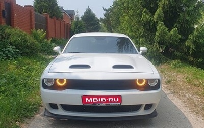 Dodge Challenger III рестайлинг 2, 2020 год, 3 900 000 рублей, 1 фотография