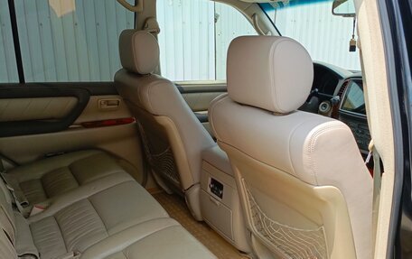 Toyota Land Cruiser 100 рестайлинг 2, 2006 год, 1 650 000 рублей, 6 фотография