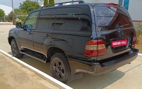 Toyota Land Cruiser 100 рестайлинг 2, 2006 год, 1 650 000 рублей, 9 фотография