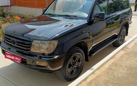 Toyota Land Cruiser 100 рестайлинг 2, 2006 год, 1 650 000 рублей, 13 фотография