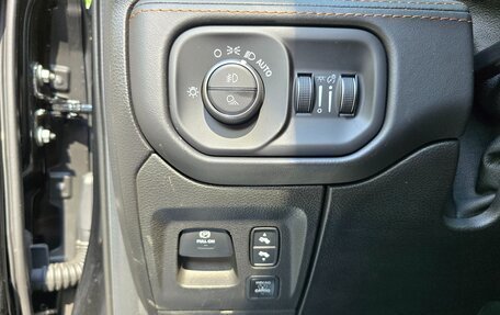 Dodge RAM IV, 2019 год, 7 300 000 рублей, 22 фотография