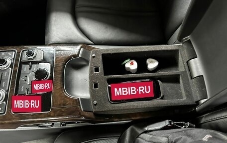 Audi A8, 2011 год, 1 700 000 рублей, 11 фотография