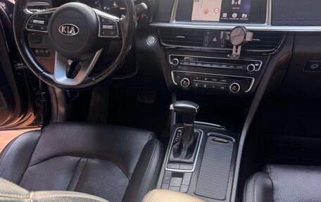 KIA Optima IV, 2018 год, 2 500 000 рублей, 14 фотография