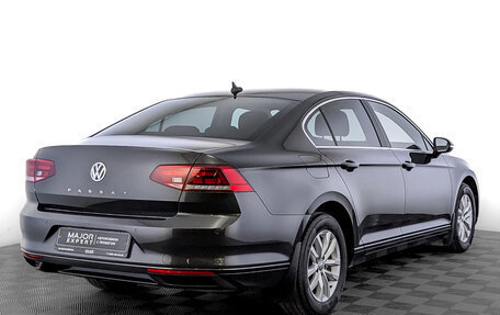 Volkswagen Passat B8 рестайлинг, 2020 год, 2 400 000 рублей, 5 фотография