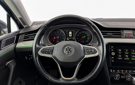 Volkswagen Passat B8 рестайлинг, 2020 год, 2 400 000 рублей, 22 фотография
