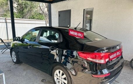 KIA Rio III рестайлинг, 2016 год, 980 000 рублей, 4 фотография